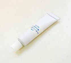 にきび、シミに効くトレチノイン